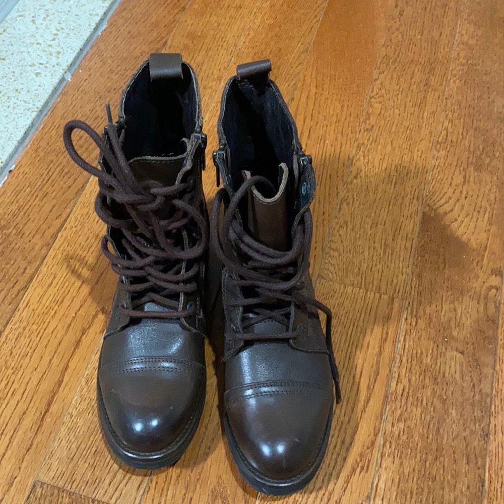 Steve Madden Yanki boots